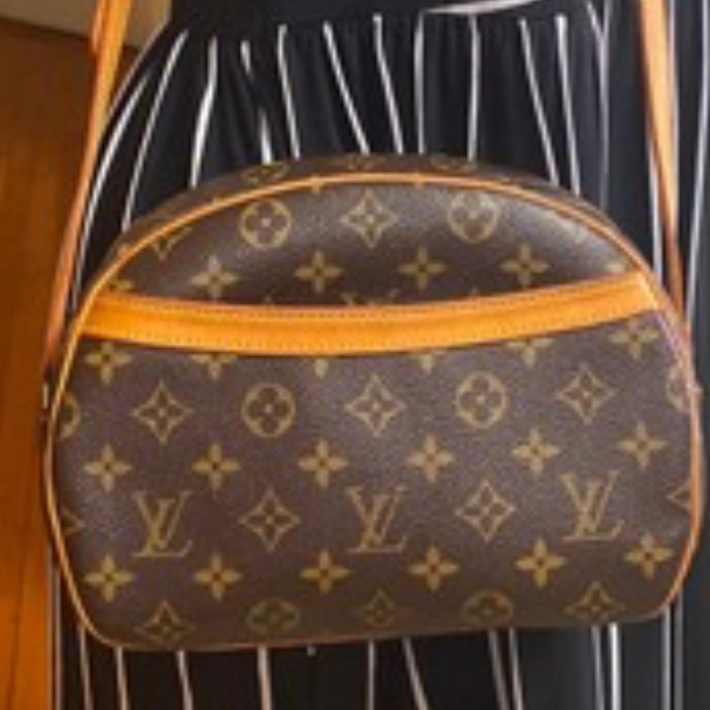 Louies Vuitton Blois Monogram Canvas